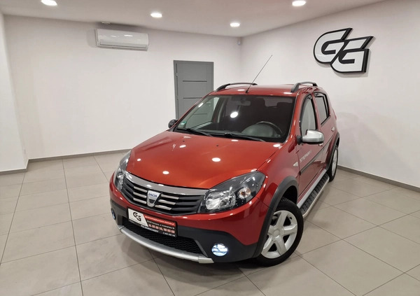 Dacia Sandero Stepway cena 24900 przebieg: 126000, rok produkcji 2010 z Lubniewice małe 211